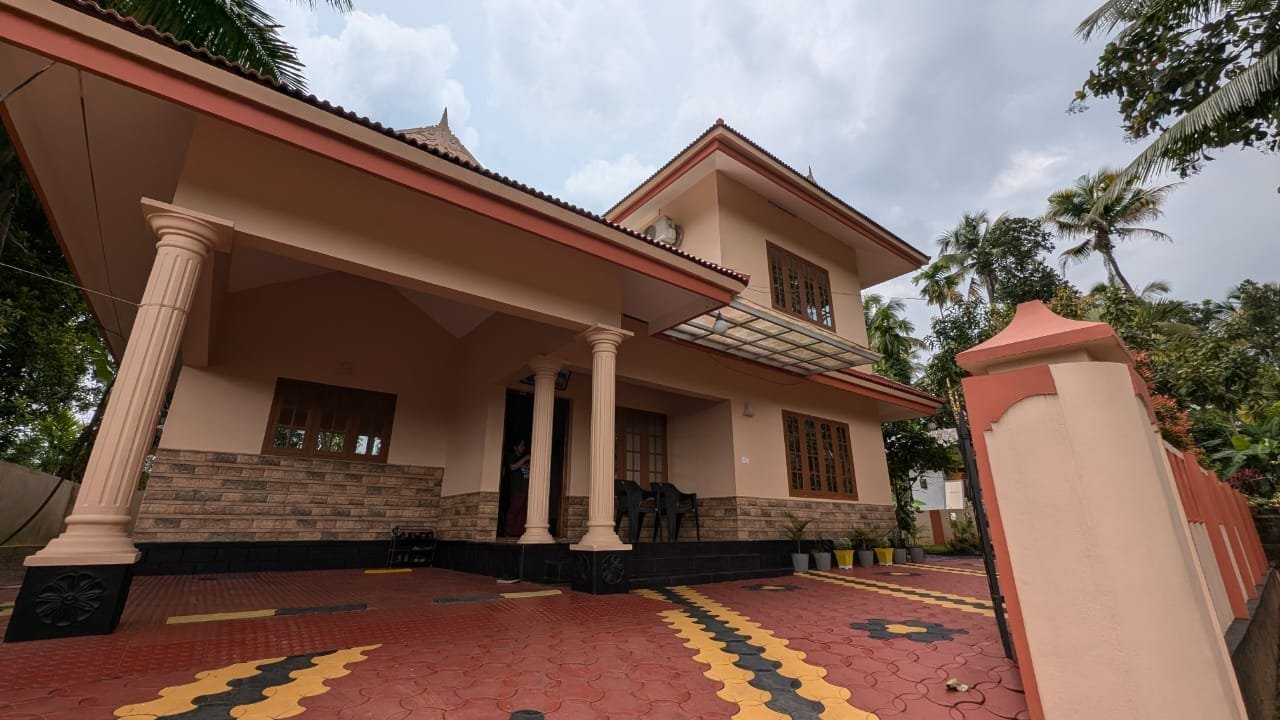 MALAYANKEEZHU 10864 1